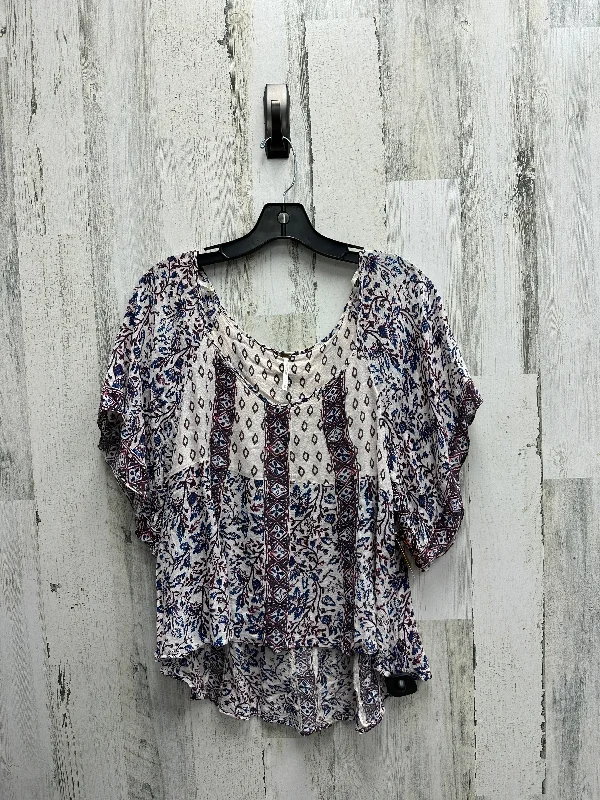 women's T-shirts with asymmetrical hemlinesTop Short Sleeve By Free People  Size: Xs