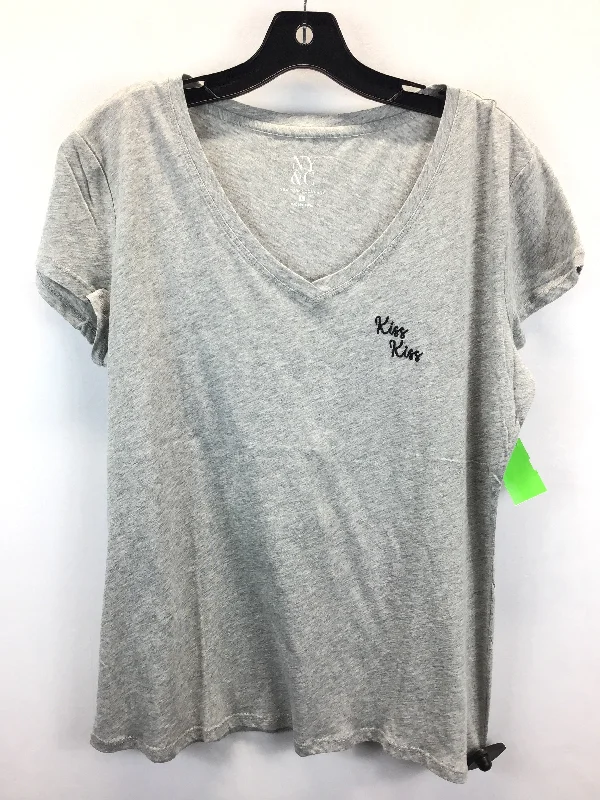 women's T-shirts with loose fitsTop Short Sleeve Basic By New York And Co  Size: L