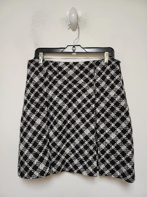 women's crochet maxi skirts for beach outingsSkirt Designer By Karl Lagerfeld In Black & White, Size: 10