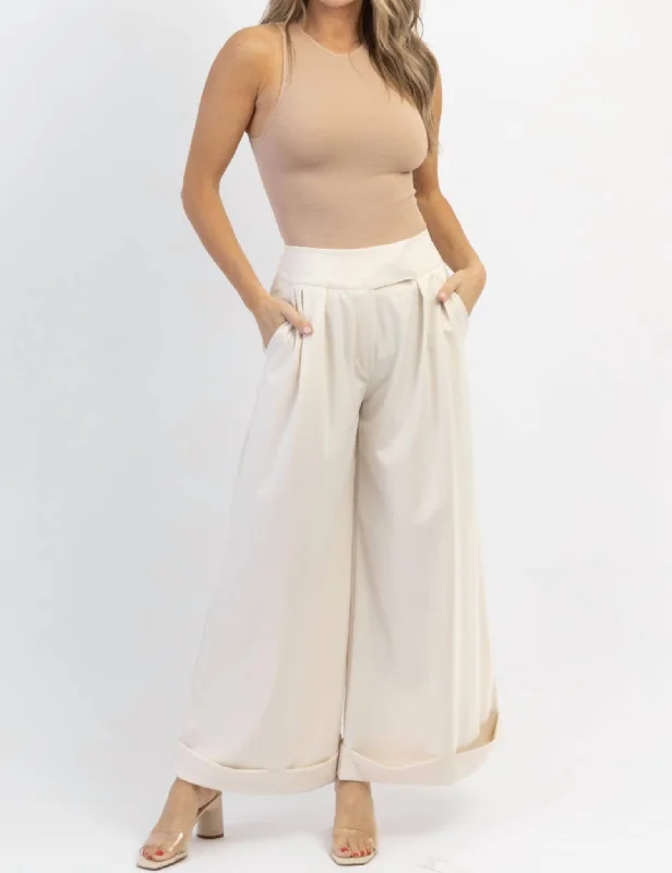 women's leggingsArt Collector Wide Leg Trouser In Beige