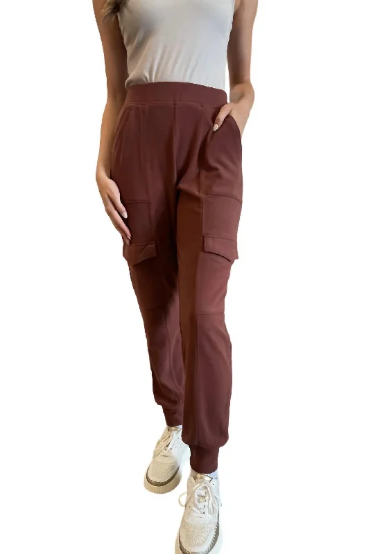 women's active pantsFleece Cargo Joggers In Brick